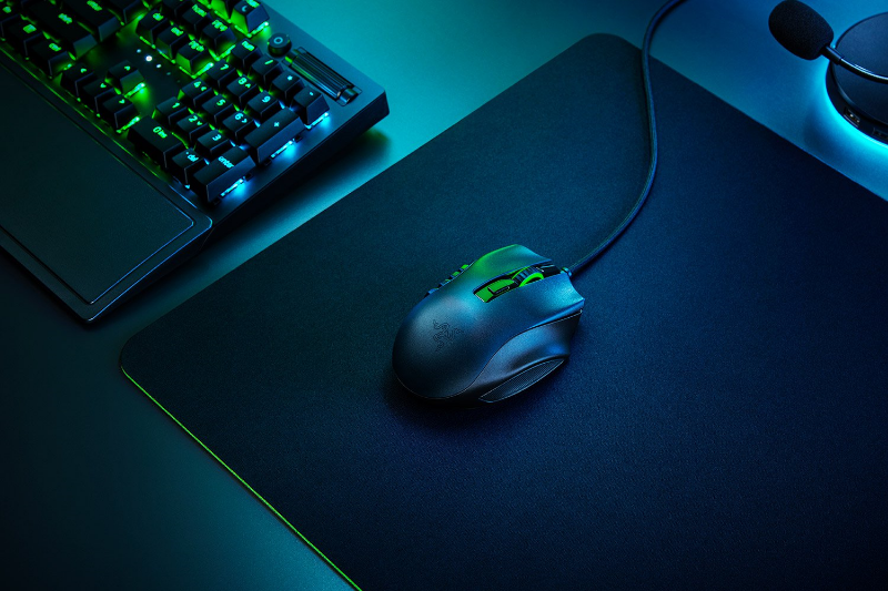 Picture of Razer Naga X 16-Button MMO Gaming Mouse RZ01-03590100-R3M1